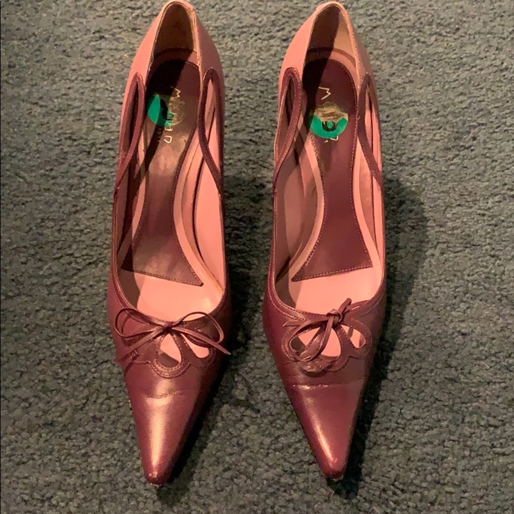 Melina Leather Pumps.